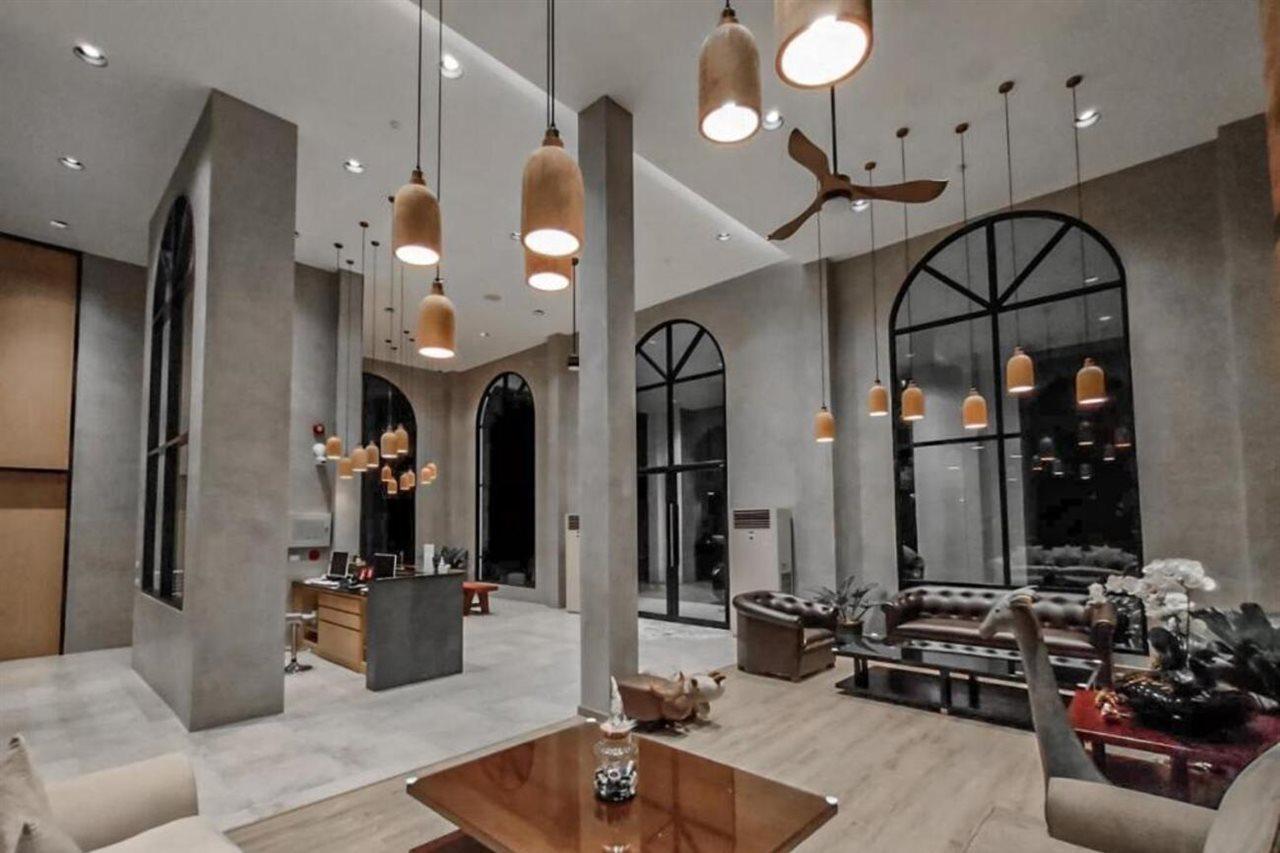 Le Lert Hotel Ratchaburi Dış mekan fotoğraf